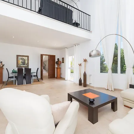 Villa Talaiot 25 *